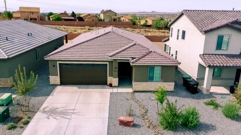Photo of 1050 Teena Road SE, Rio Rancho, NM 87124 (MLS # 1101383)