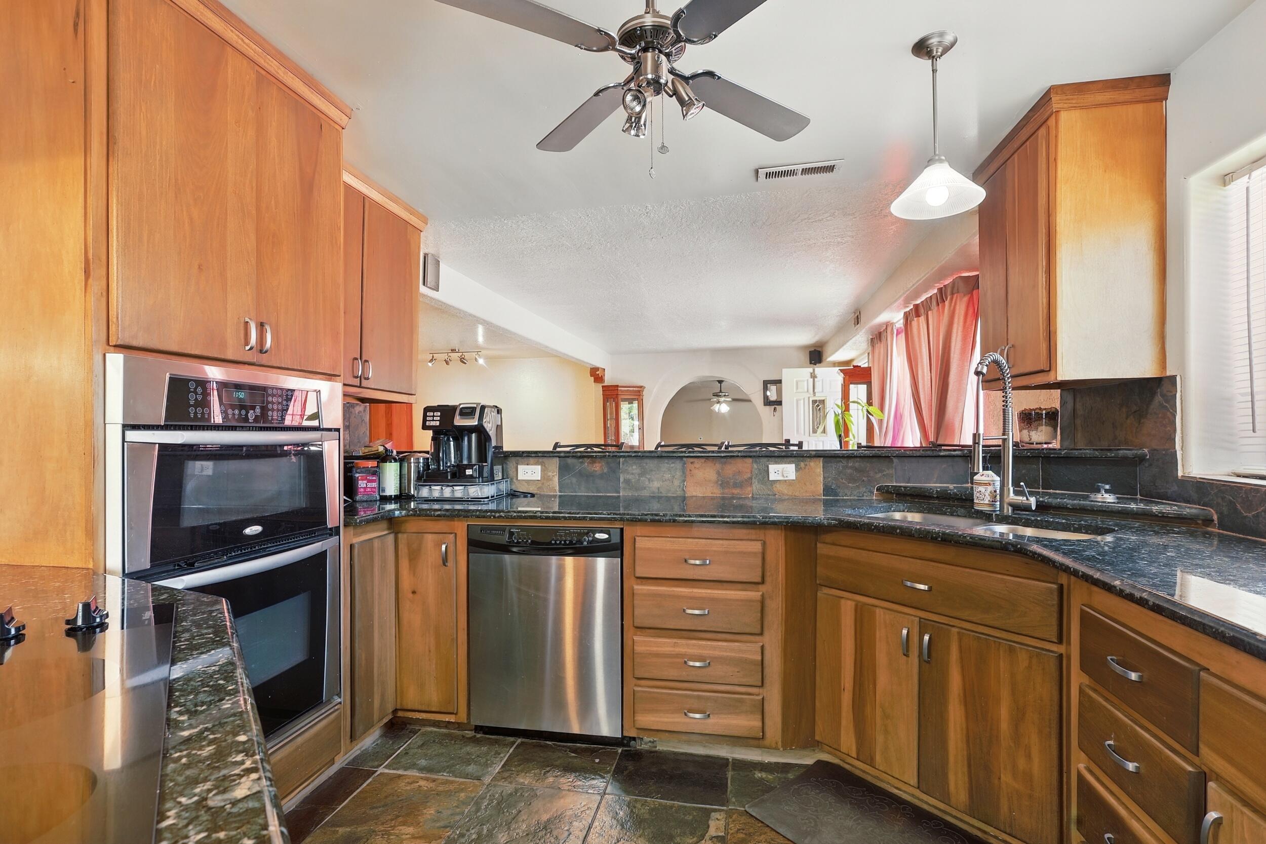 156 Pueblo Luna Drive, Albuquerque, New Mexico image 5