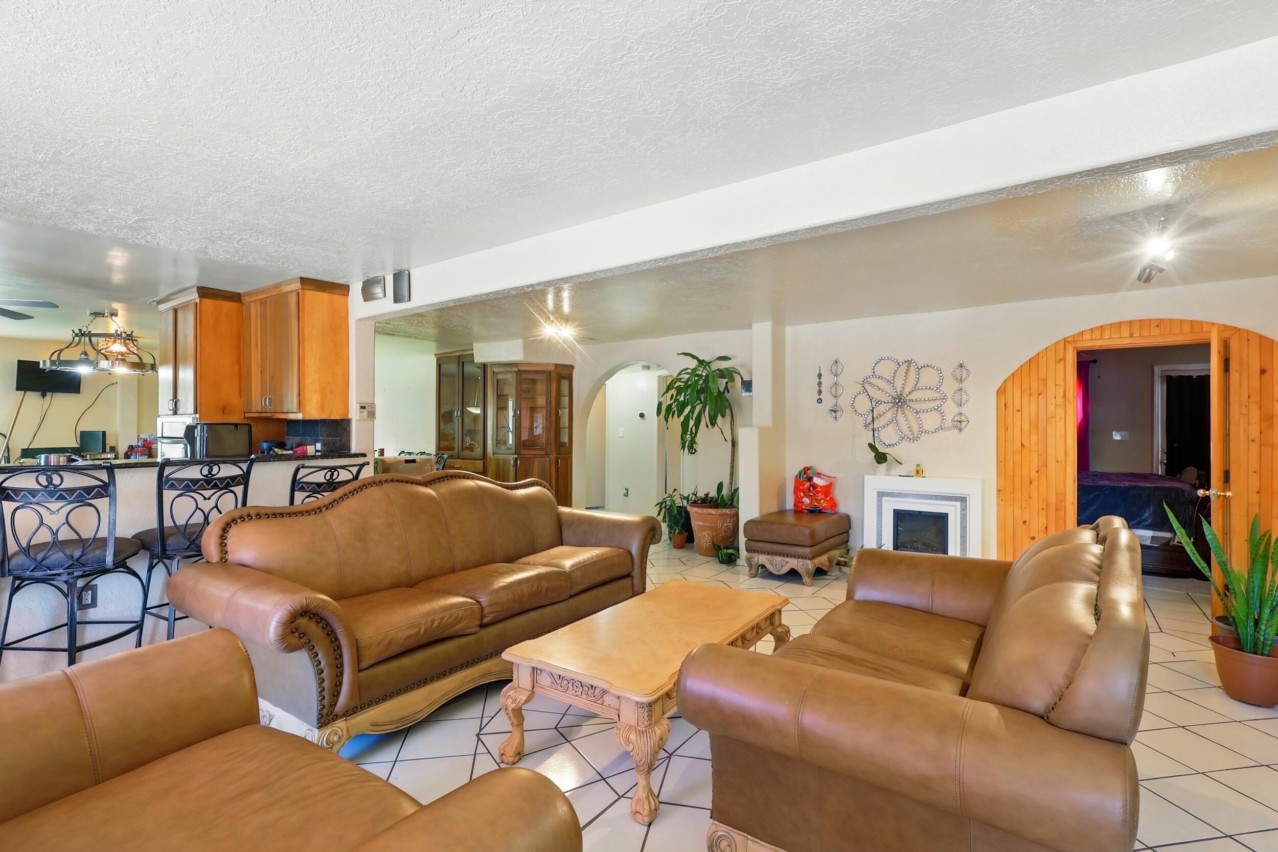 156 Pueblo Luna Drive, Albuquerque, New Mexico image 9