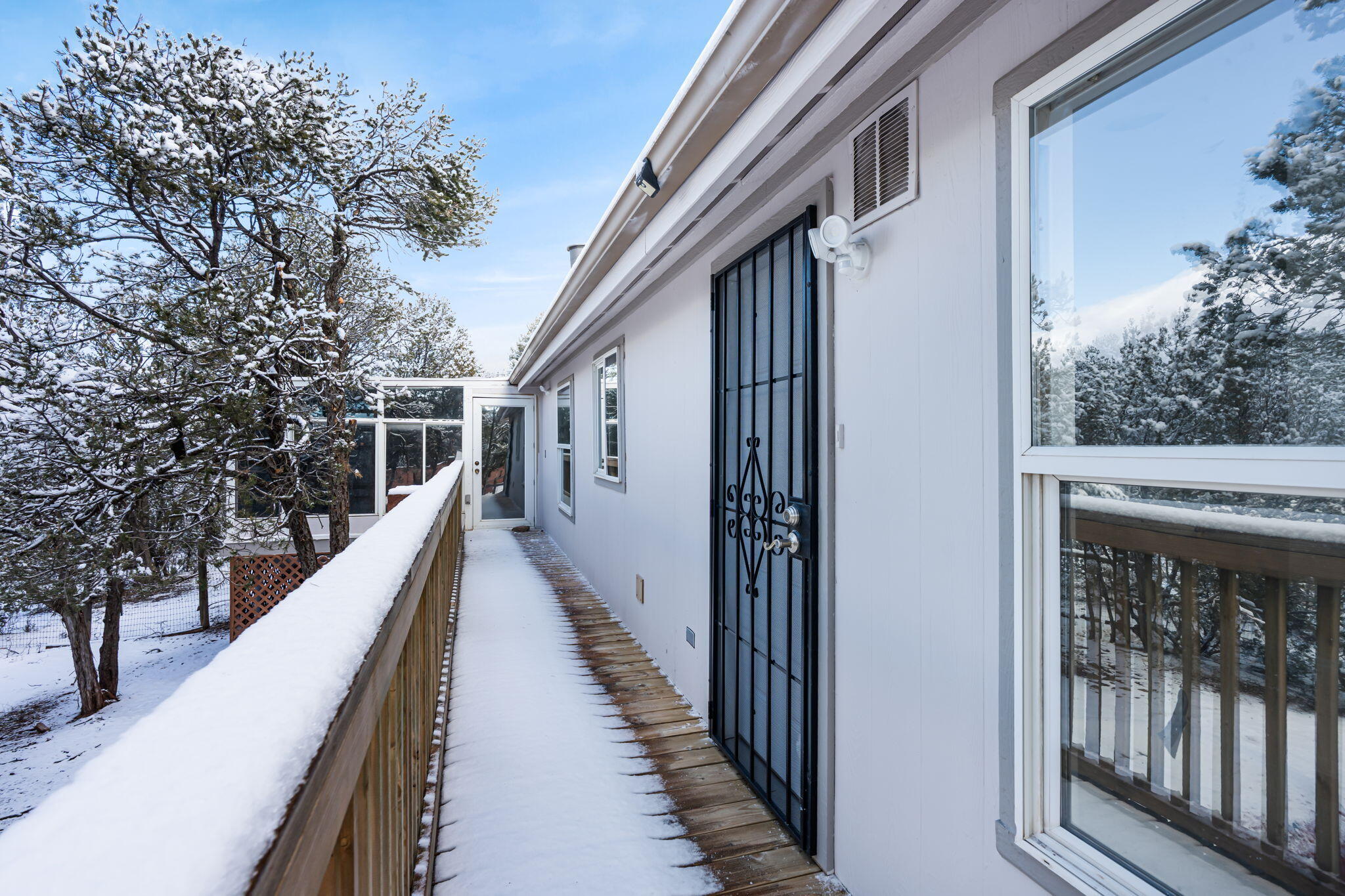 32 BOLAGH Lane