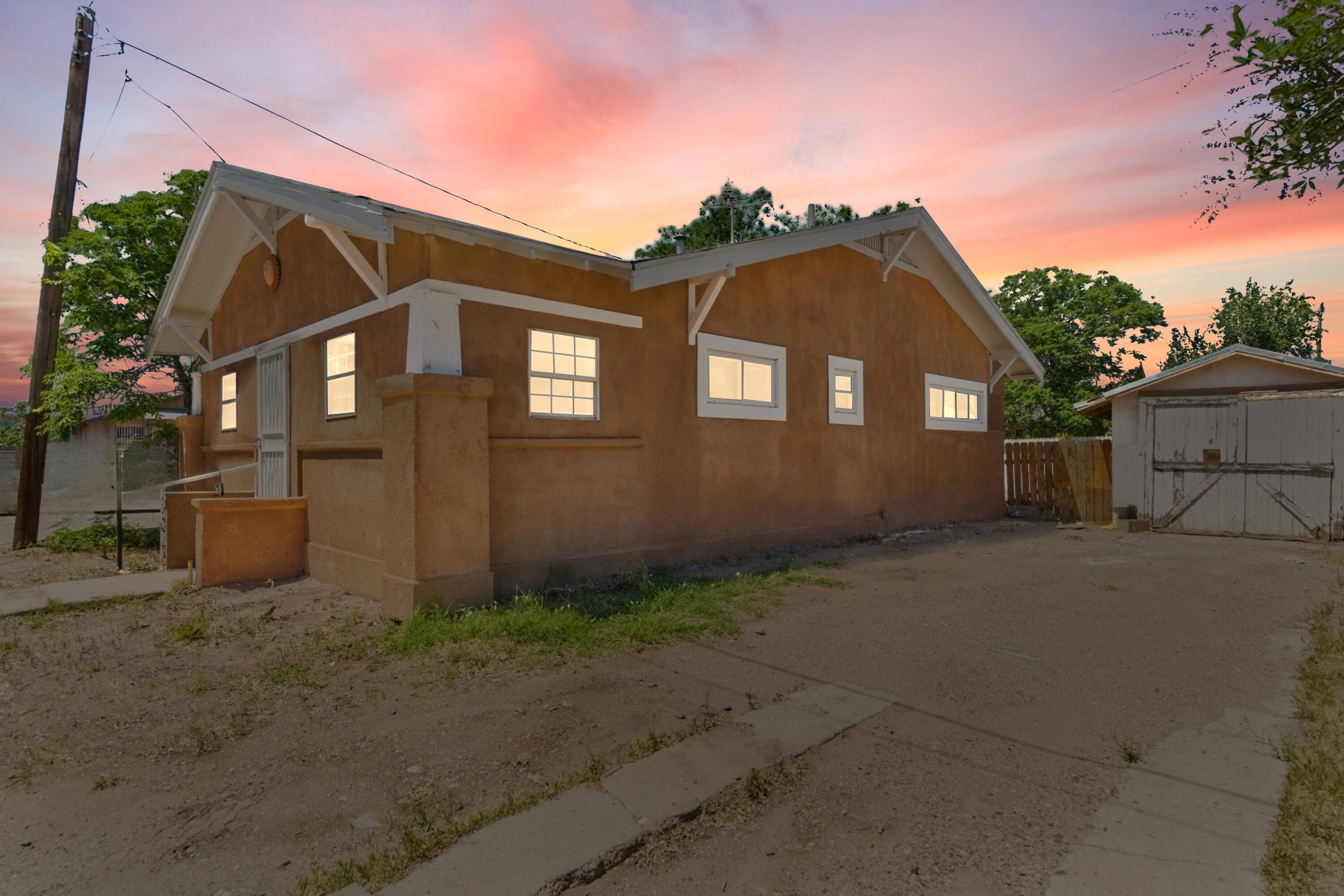 417 8th Street, Albuquerque, New Mexico image 2