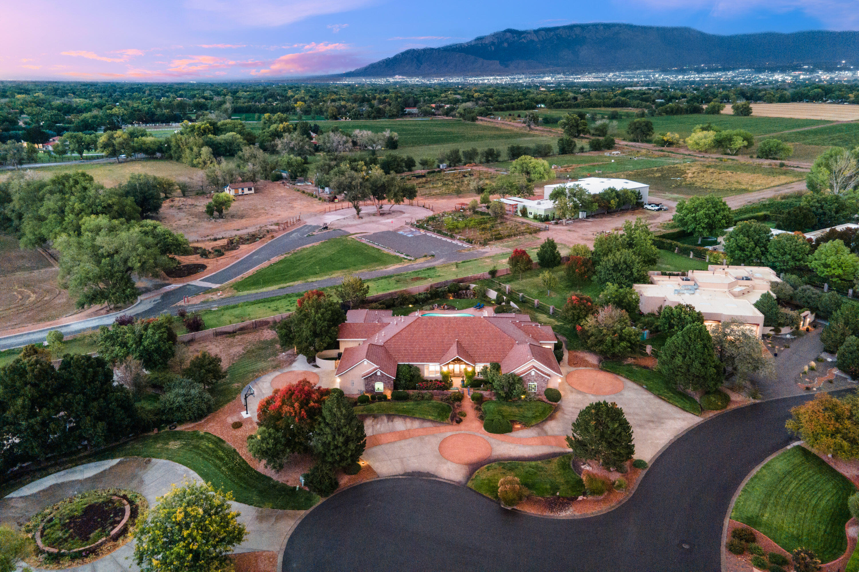 4658 Los Poblanos Circle NW