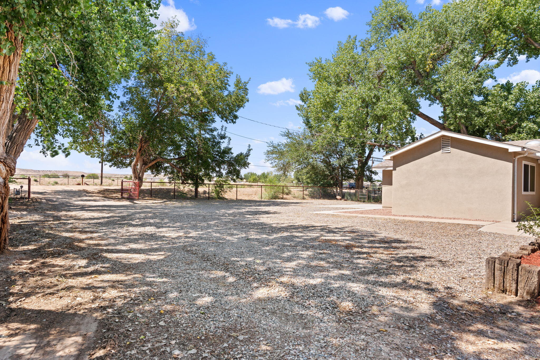 1500 N Mesa Road, Belen, New Mexico image 3