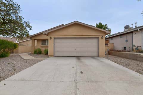 Homes For Sale - 476 Medina Meadows Drive<br/> Rio Rancho, NM 87144