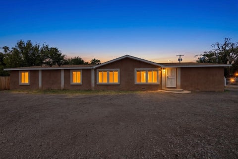 Mobile Home For Sale - 5801 Evans Road<br/> Bernalillo County, Albuquerque, NM 87105
