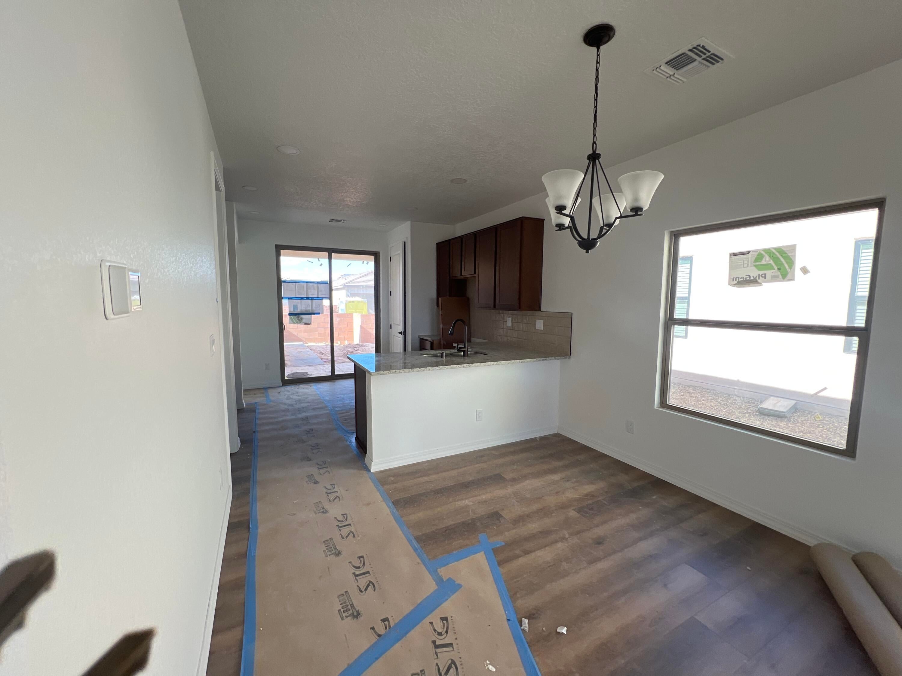 1913 Stryker Road SE