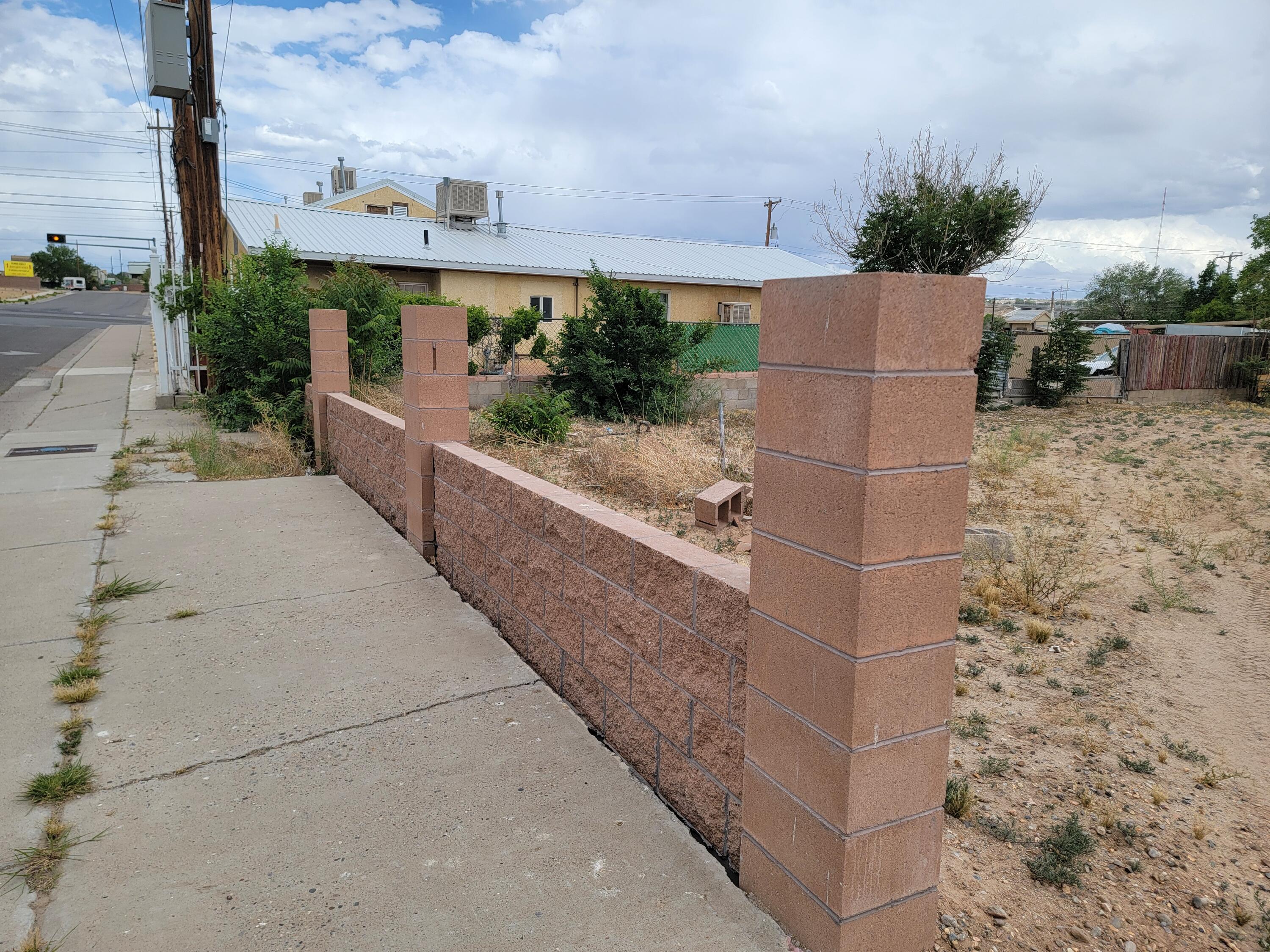 448 San Jose Street, Albuquerque, New Mexico image 4