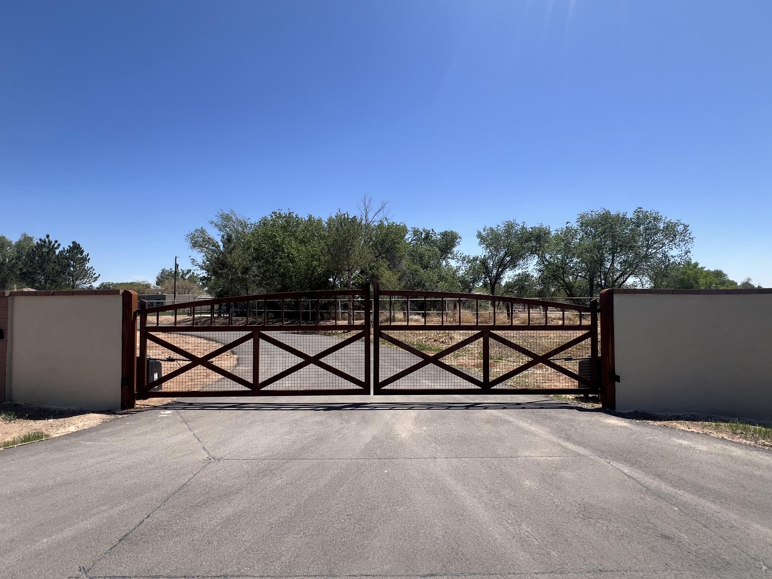 390 Pueblito Lane, Corrales, New Mexico image 15