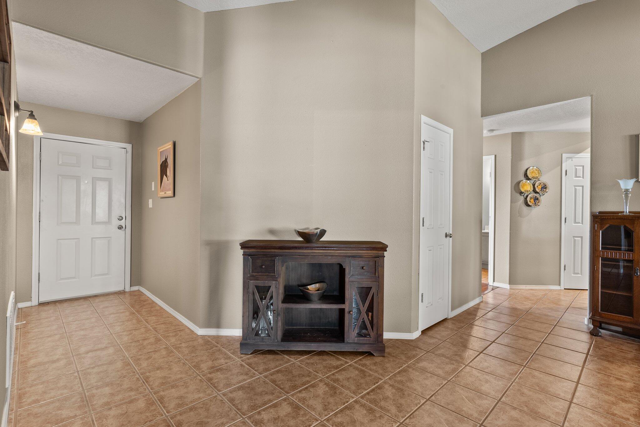 6161 Chaco Canyon Drive, Rio Rancho, New Mexico image 2