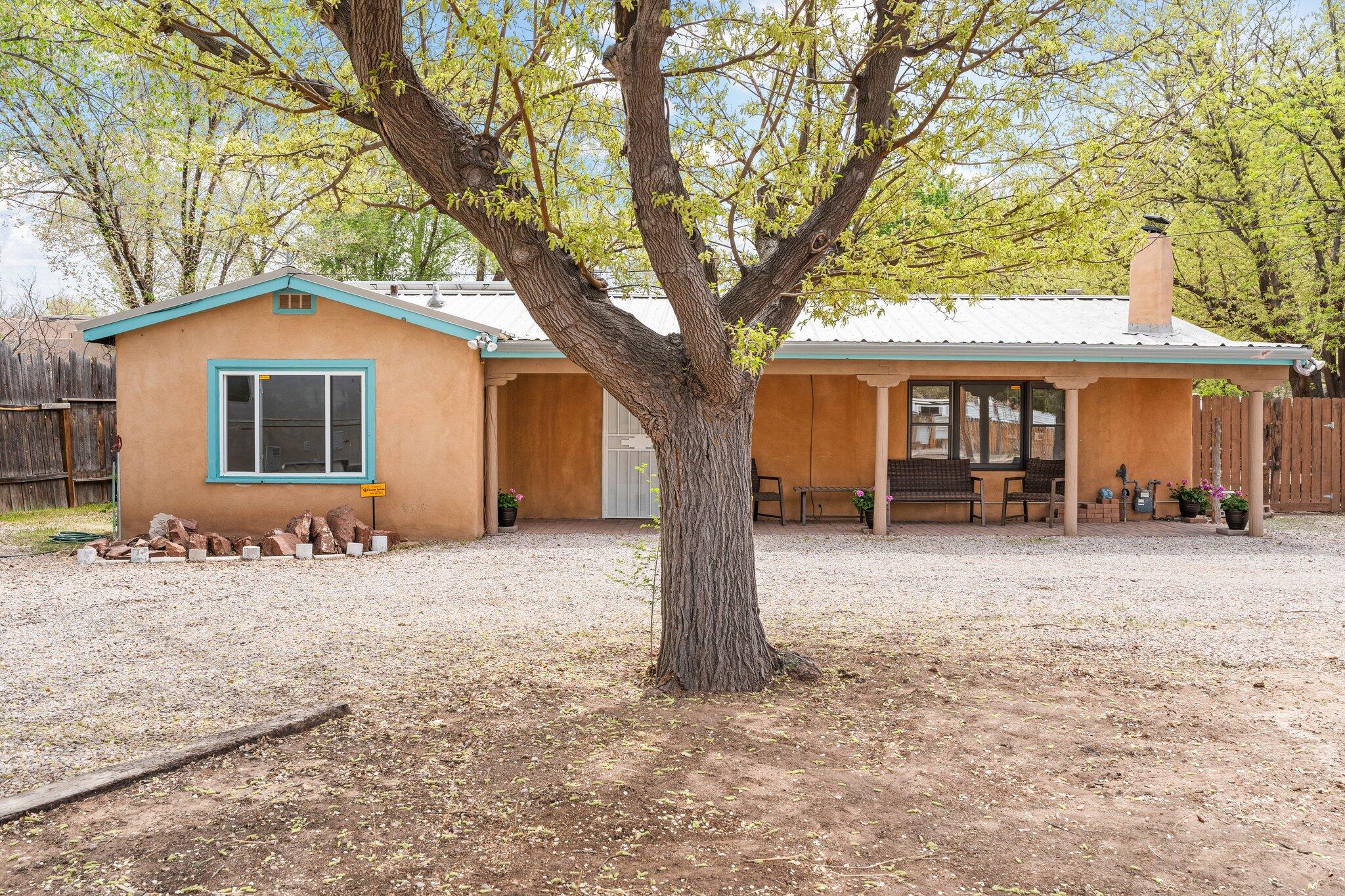 2638 Campbell Road, Albuquerque, New Mexico image 1