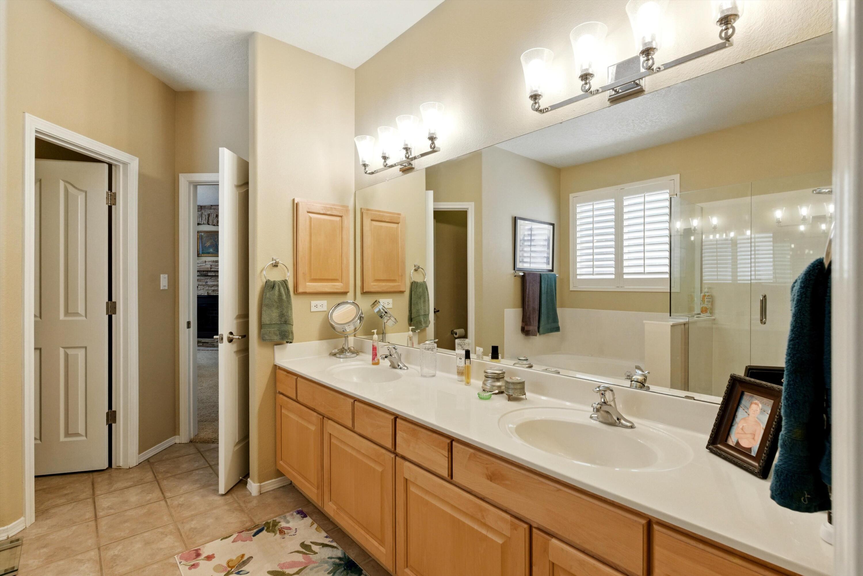 4972 Night Hawk Drive, Rio Rancho, New Mexico image 19