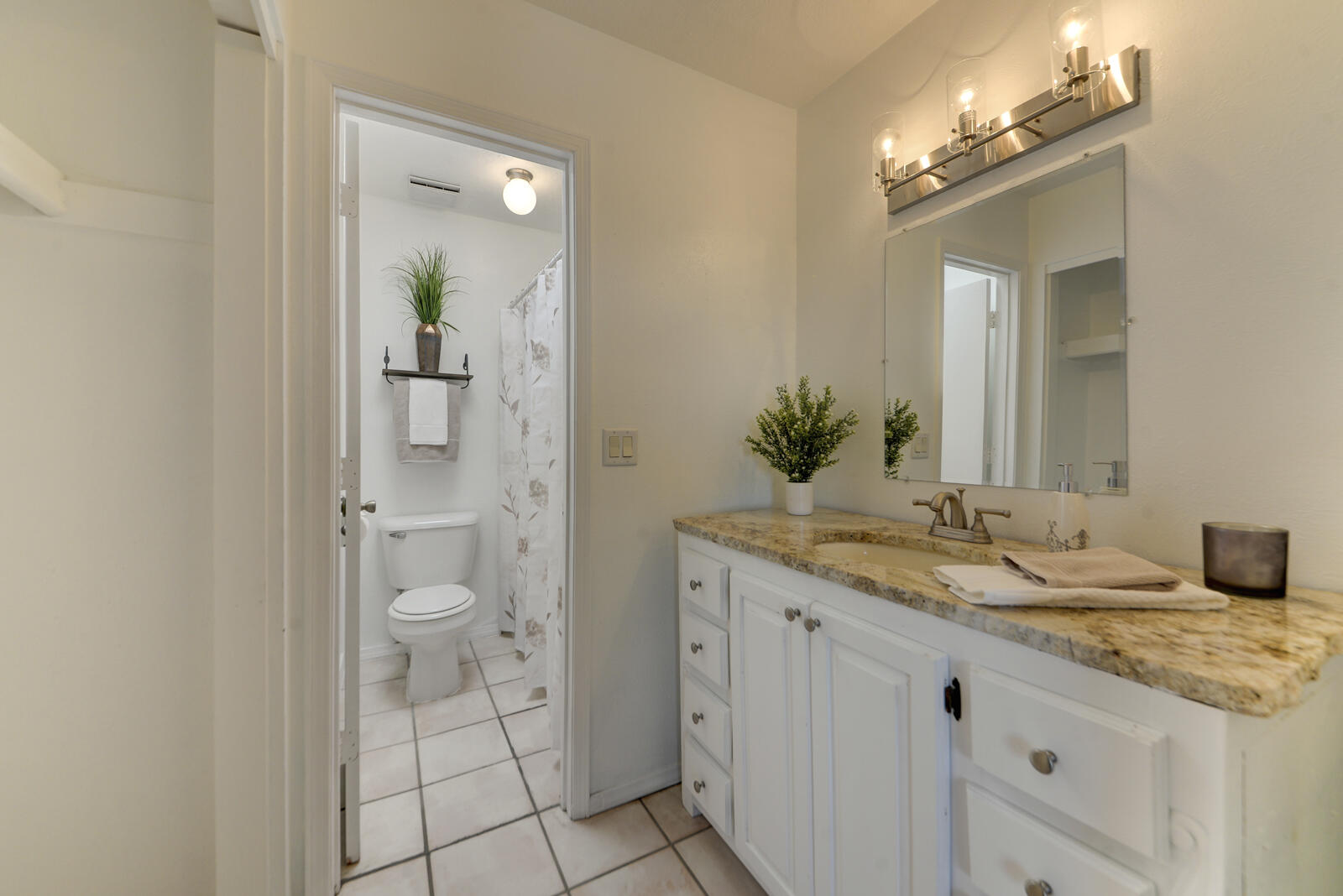 821 Hope Place, Albuquerque, New Mexico image 27