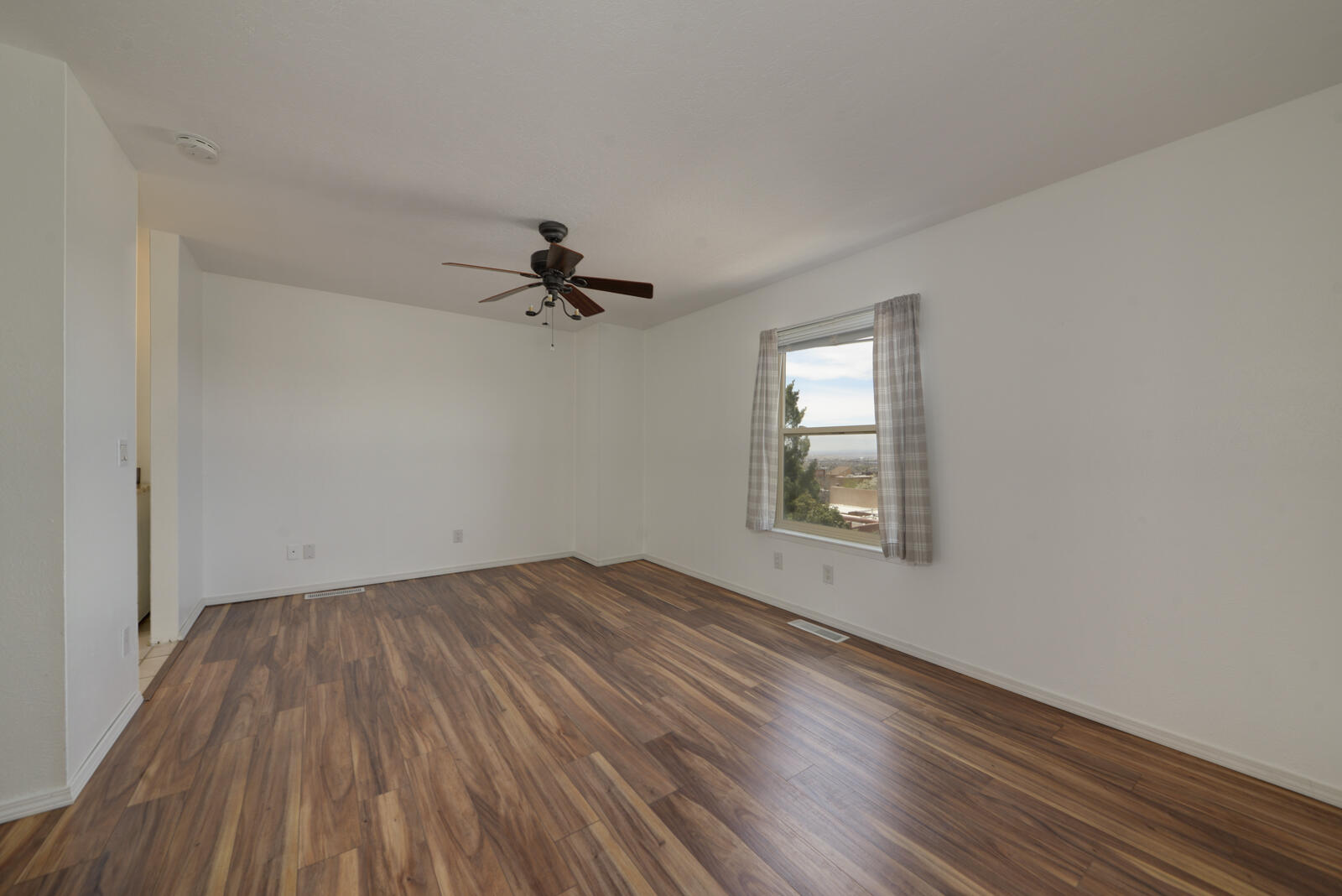 821 Hope Place, Albuquerque, New Mexico image 25