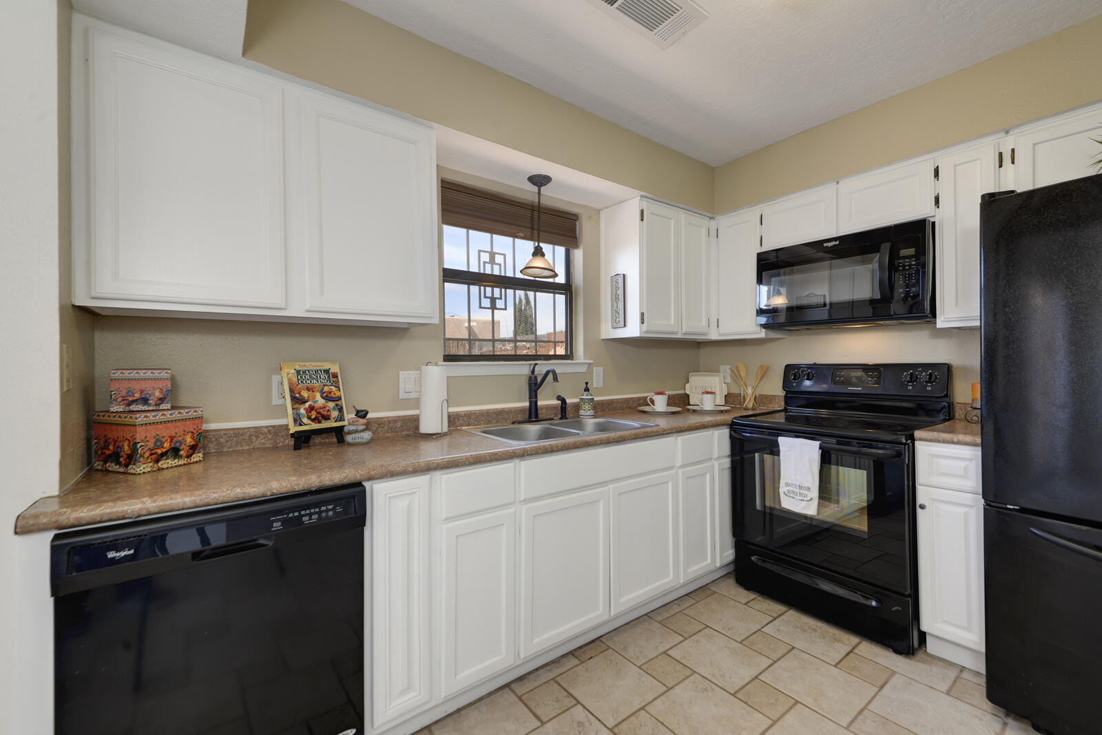 821 Hope Place, Albuquerque, New Mexico image 12