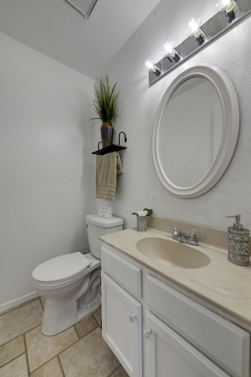 821 Hope Place, Albuquerque, New Mexico image 15