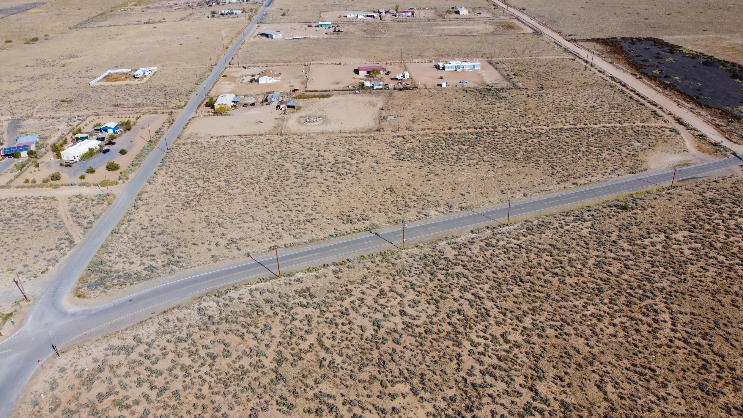 Camino Del Llano, Belen, New Mexico image 4