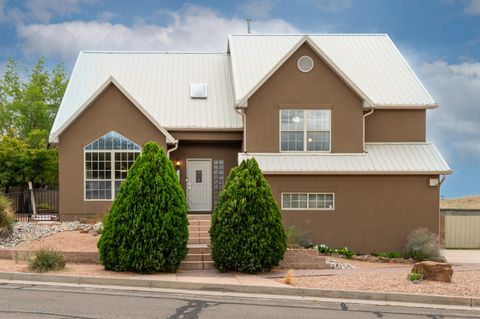 Photo of 601 NAVARRA Way SE, Albuquerque, NM 87123 (MLS # 1089049)