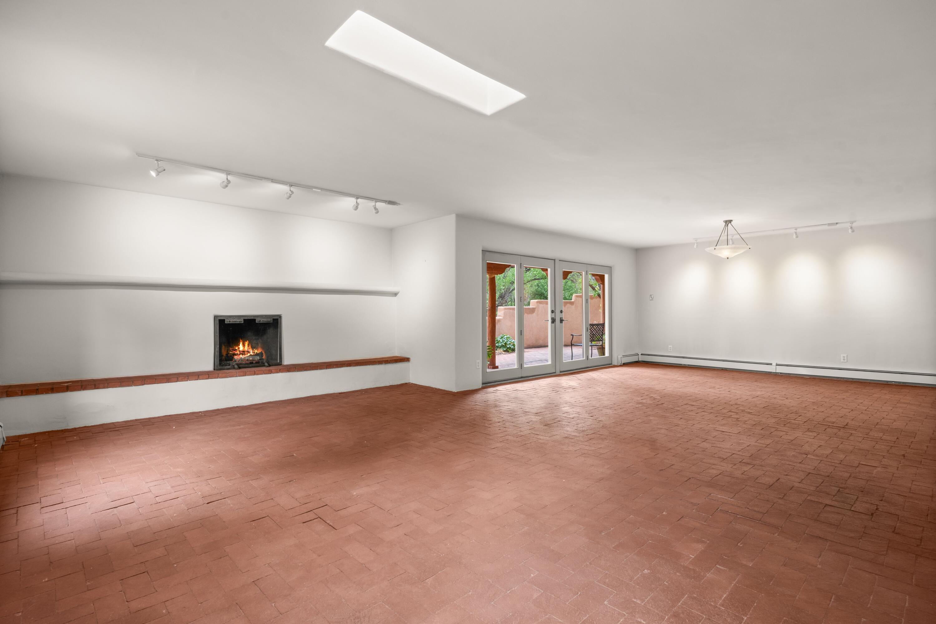 384 Chaparral Lane, Corrales, New Mexico image 8