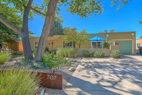 Photo of 707 RICHMOND Drive SE, Albuquerque, NM 87106 (MLS # 1091544)