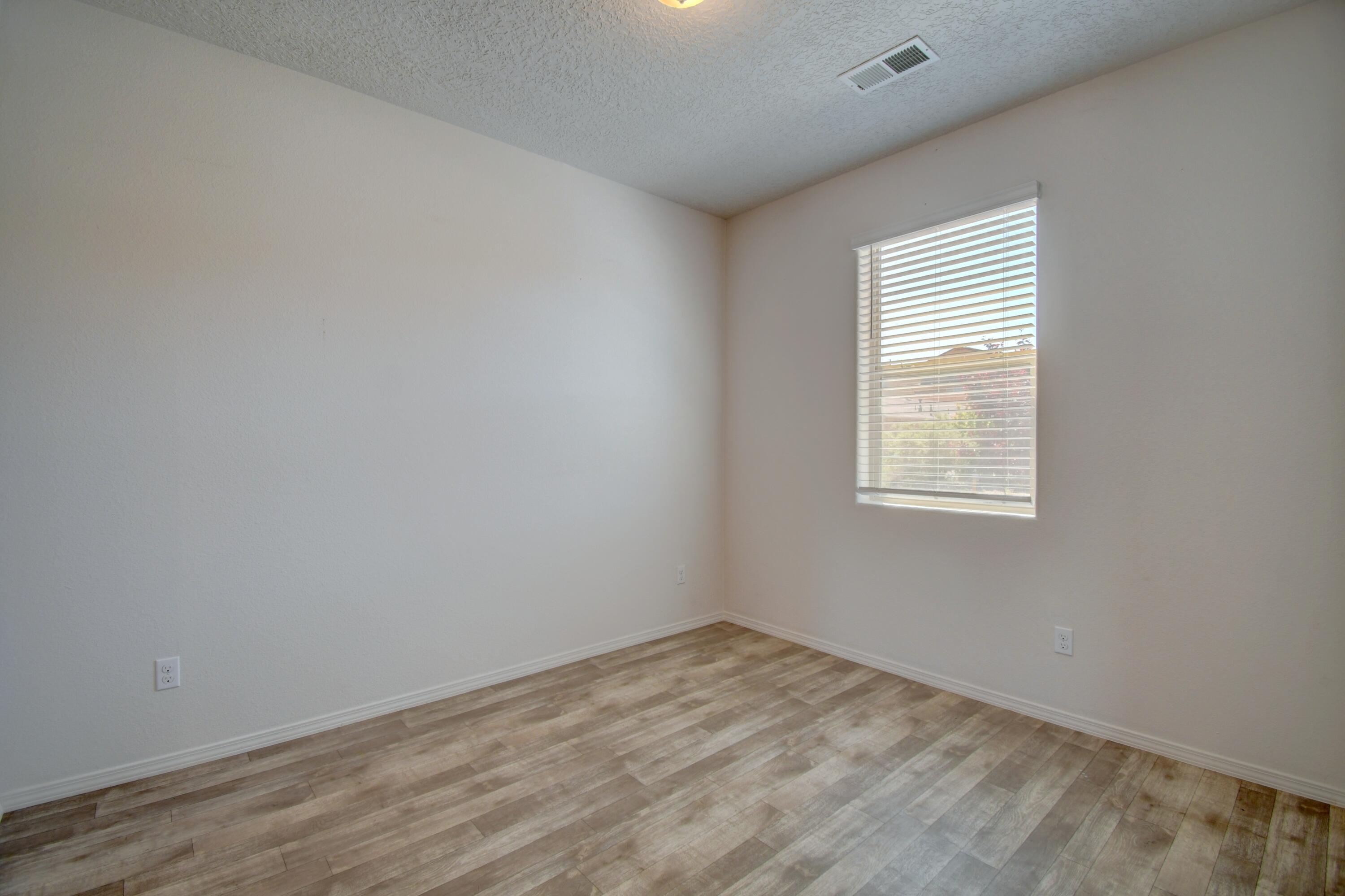17 Hermanos Loop, Los Lunas, New Mexico image 7