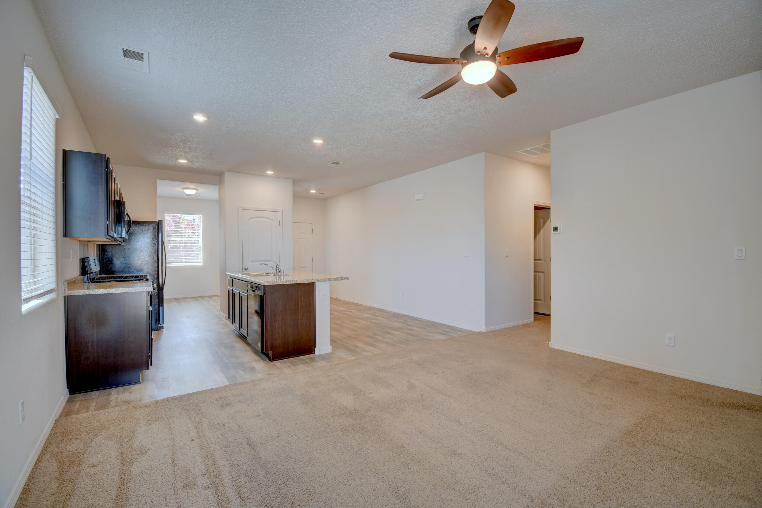 17 Hermanos Loop, Los Lunas, New Mexico image 4