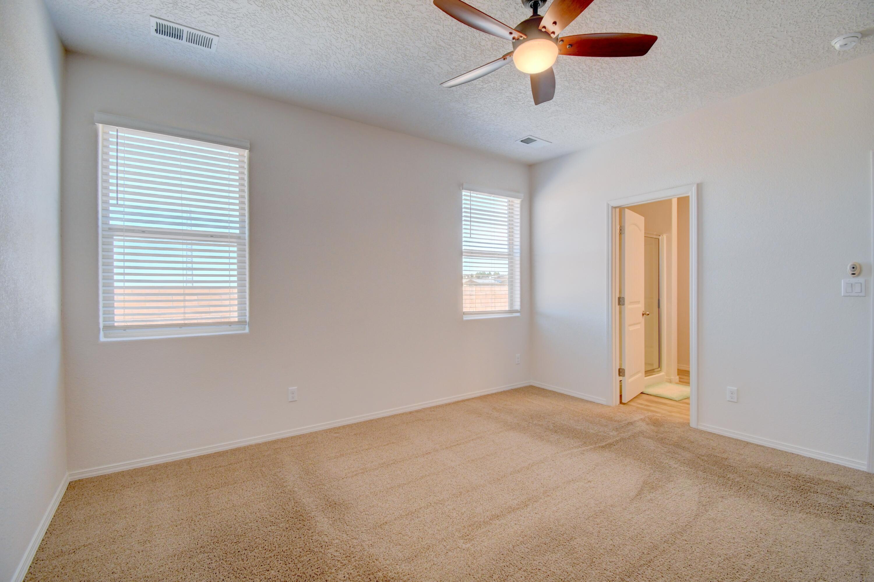 17 Hermanos Loop, Los Lunas, New Mexico image 9
