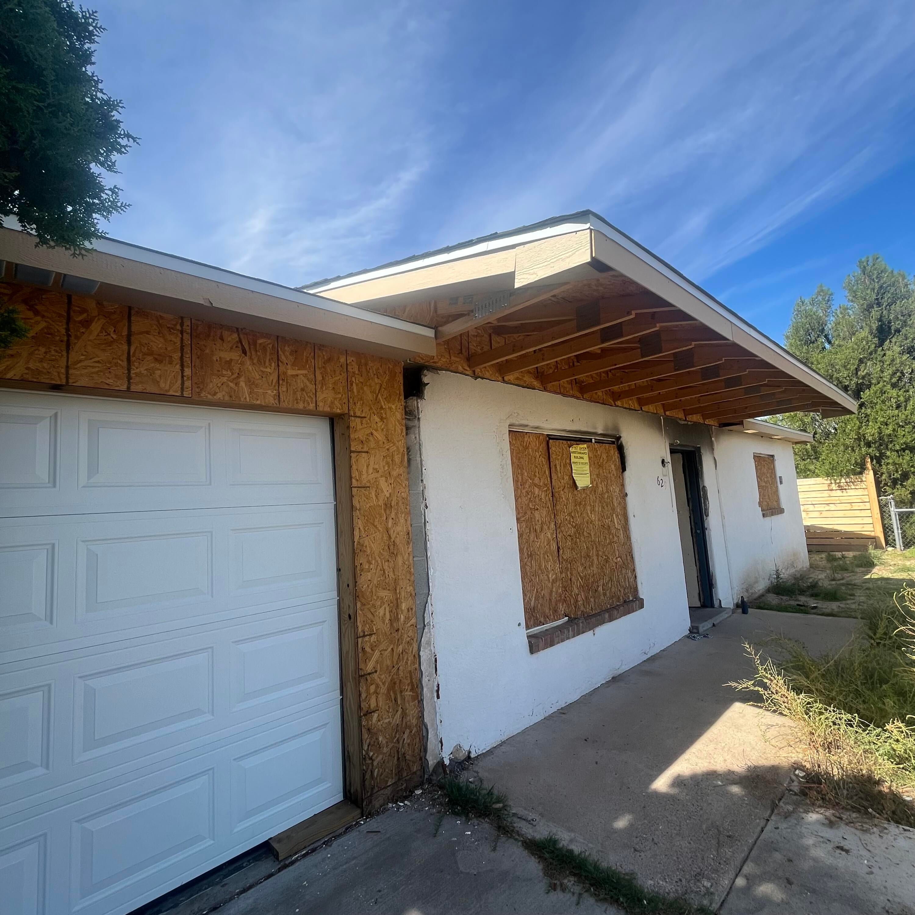 629 Ortiz Drive SE
