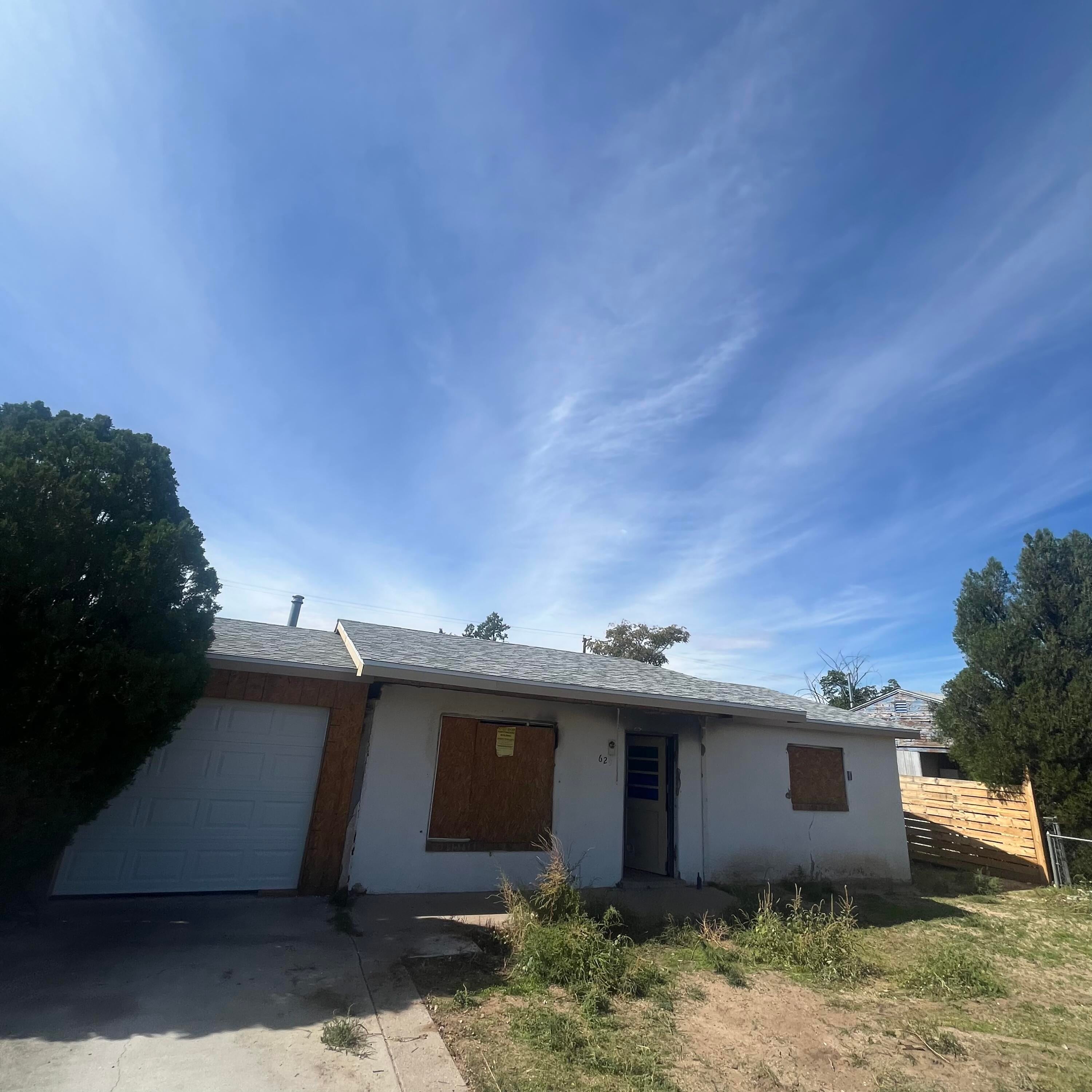 629 Ortiz Drive SE