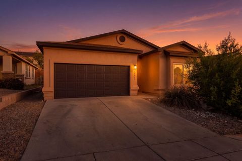 Photo of 10623 Golinda Road SW, Albuquerque, NM 87121 (MLS # 1102496)