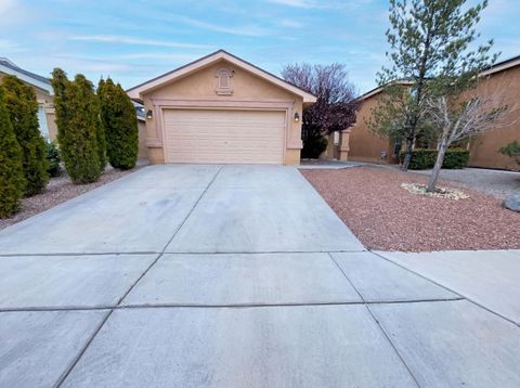 7447 Redpoll Road NW Albuquerque NM 87114