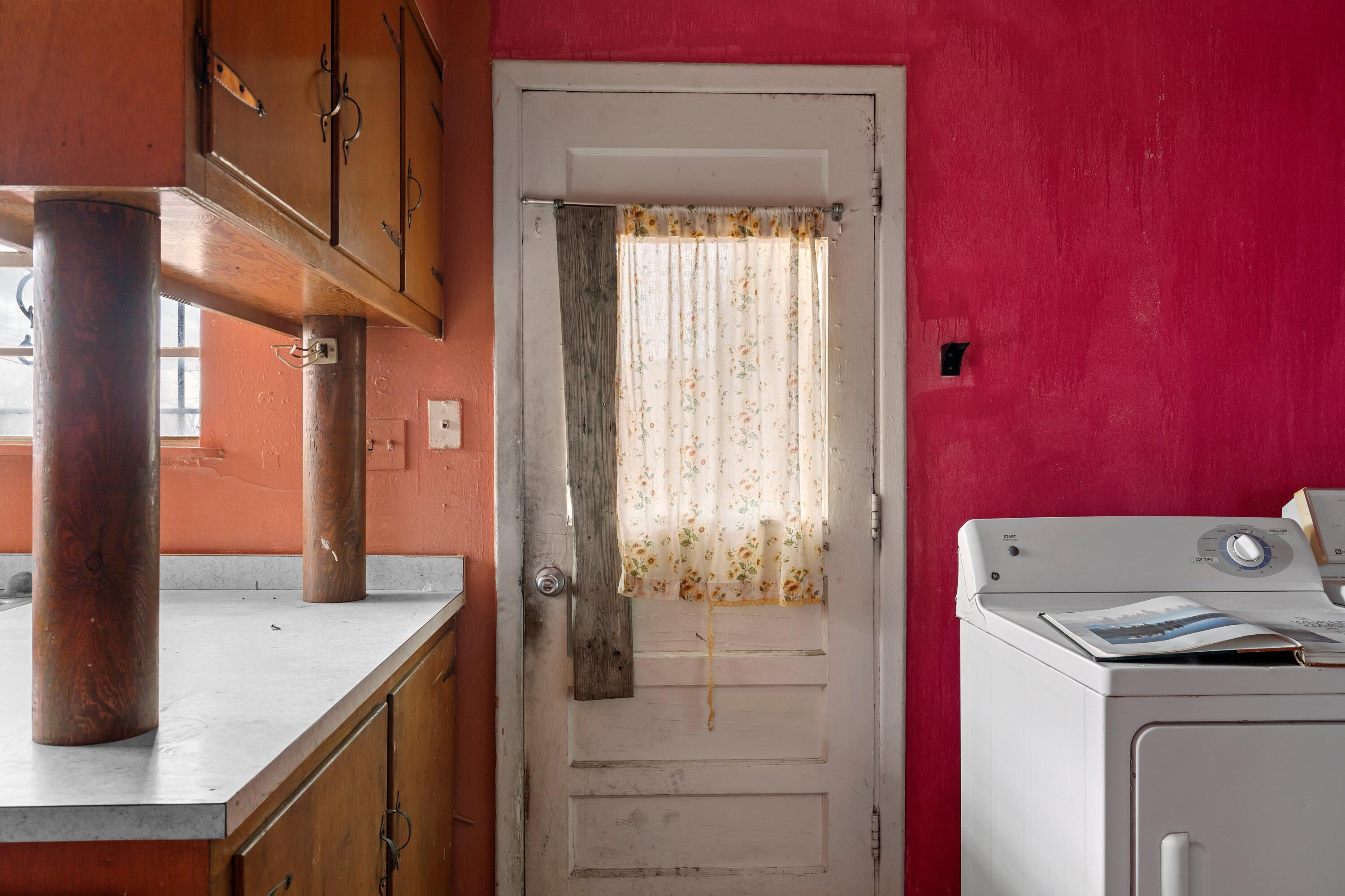 1008 Grand Avenue, Las Vegas, New Mexico image 5