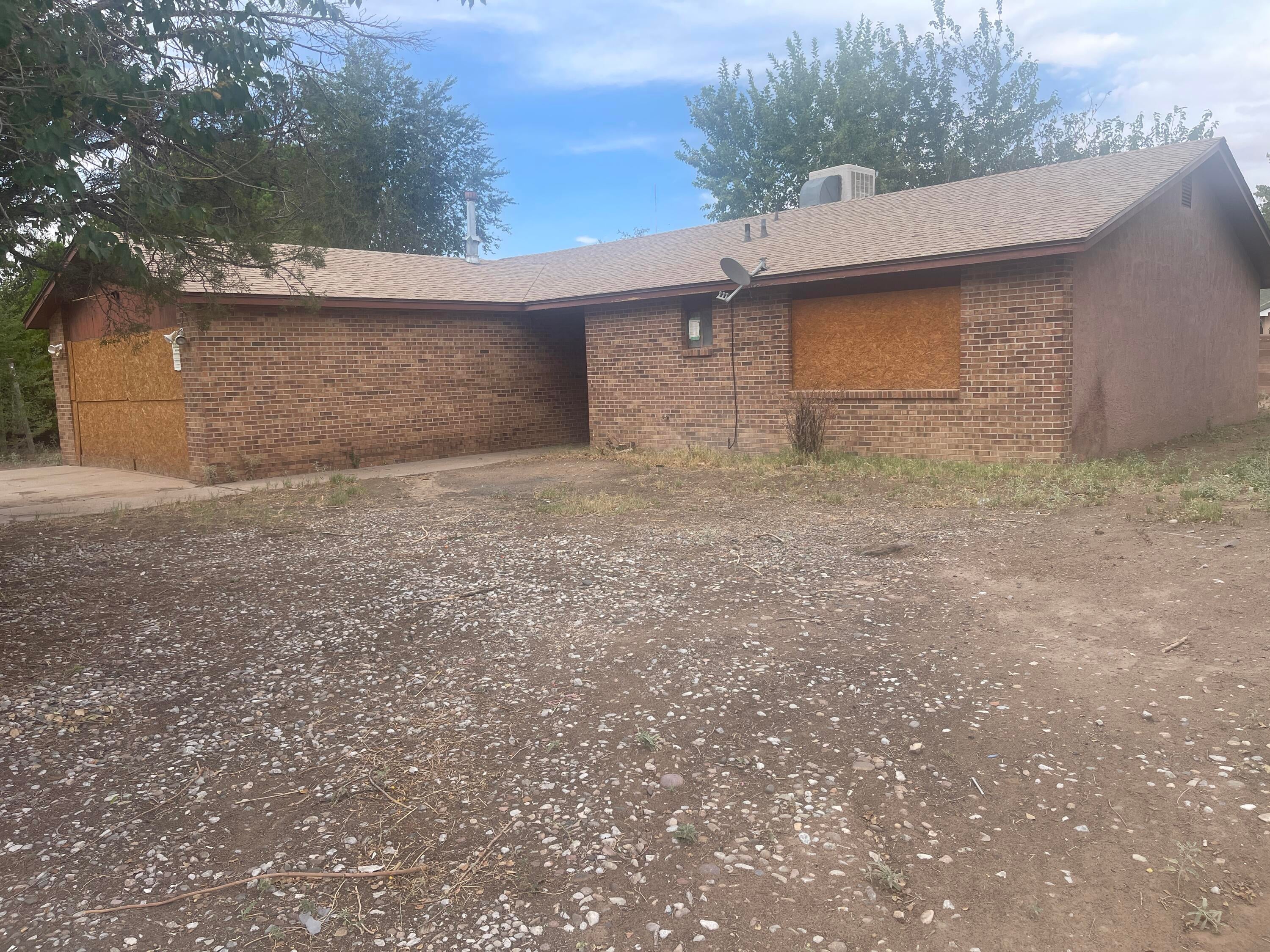 2715 Bryan Court SW