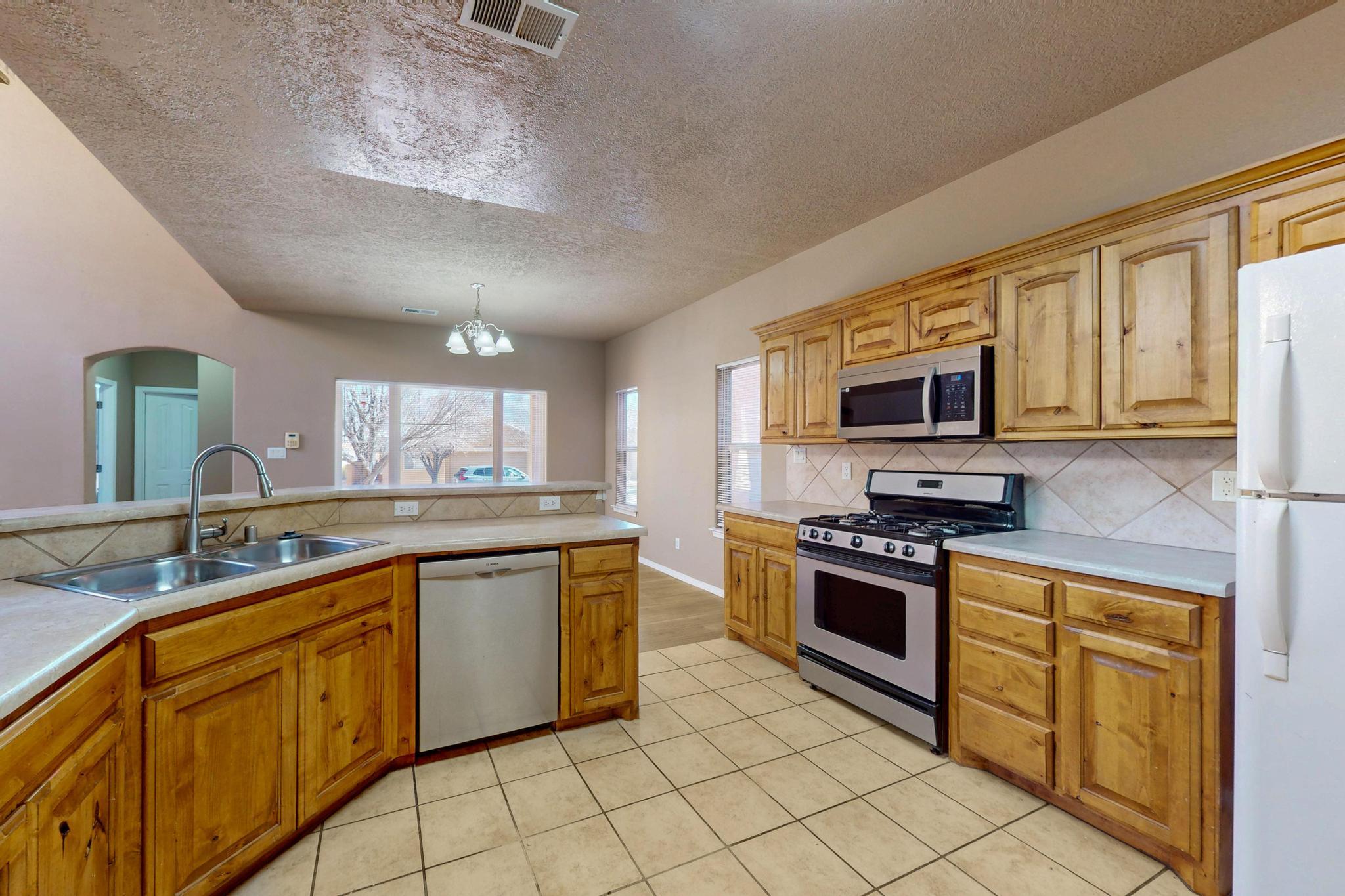 839 Bosque Vista Drive, Bernalillo, New Mexico image 10