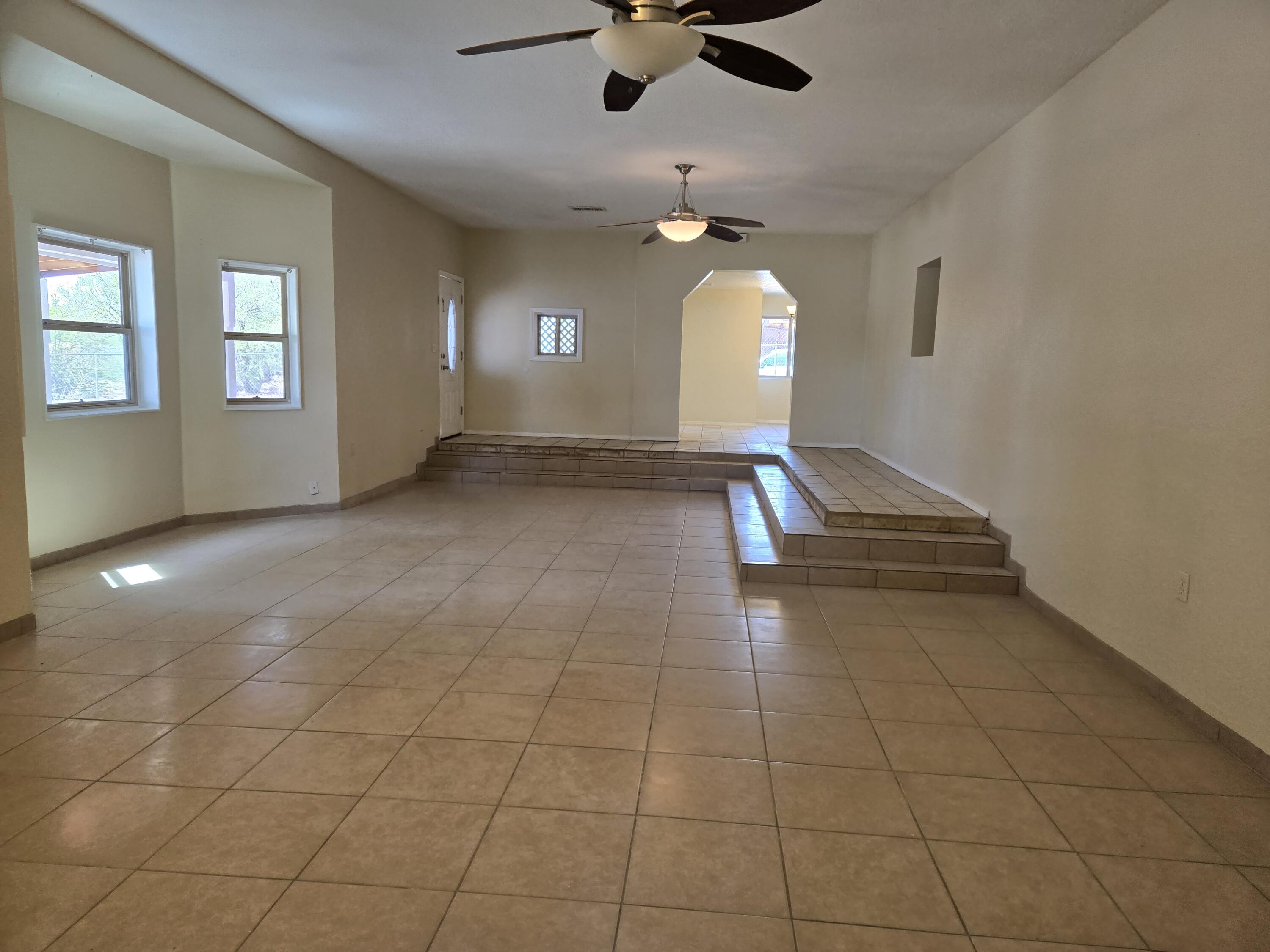 116 La Ladera Road, Los Lunas, New Mexico image 4