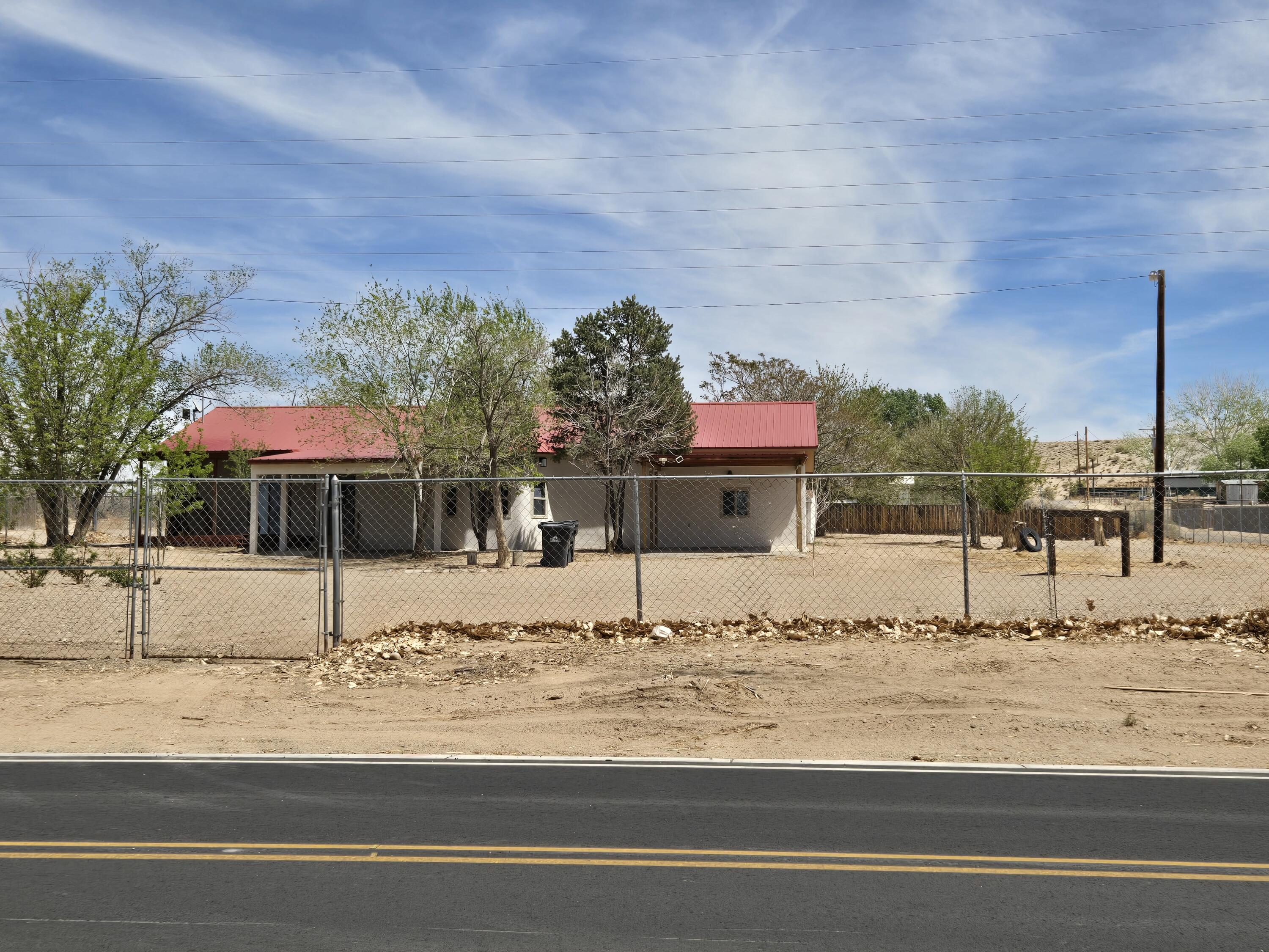 116 La Ladera Road, Los Lunas, New Mexico image 1
