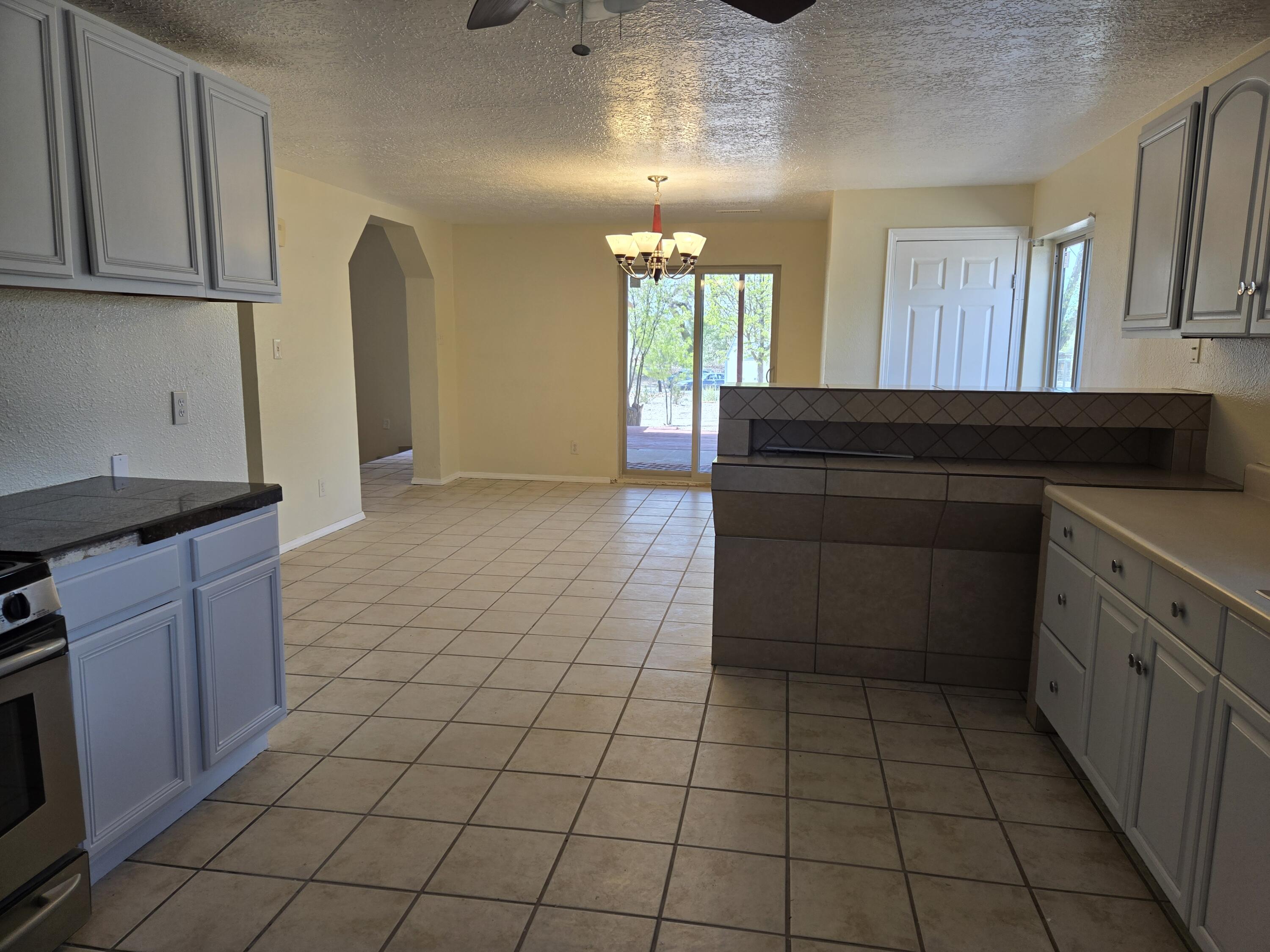 116 La Ladera Road, Los Lunas, New Mexico image 7