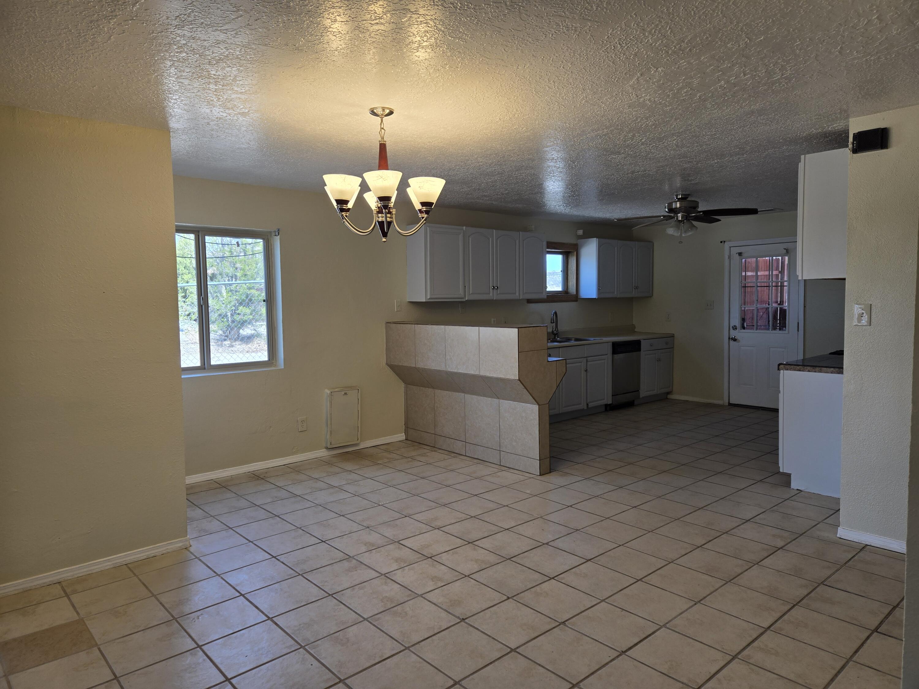 116 La Ladera Road, Los Lunas, New Mexico image 5