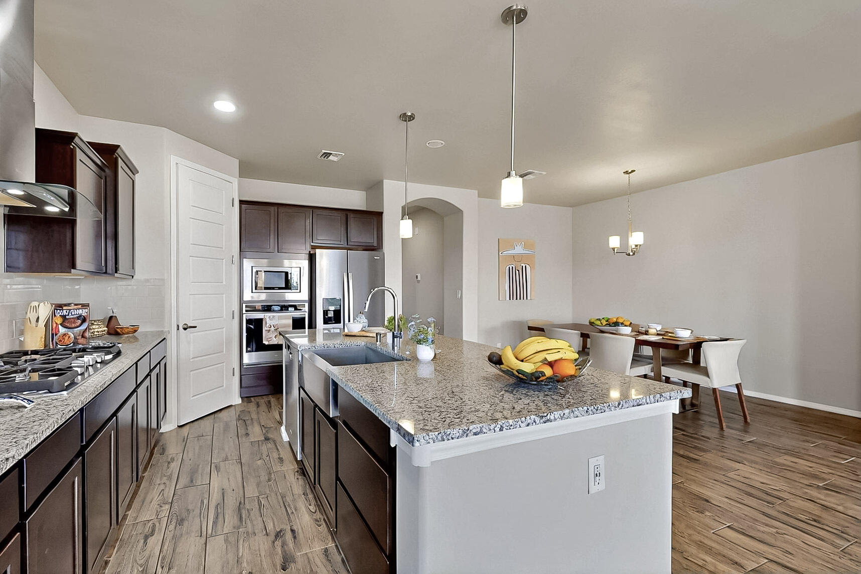 4281 Crowned Eagle Loop, Rio Rancho, New Mexico image 7