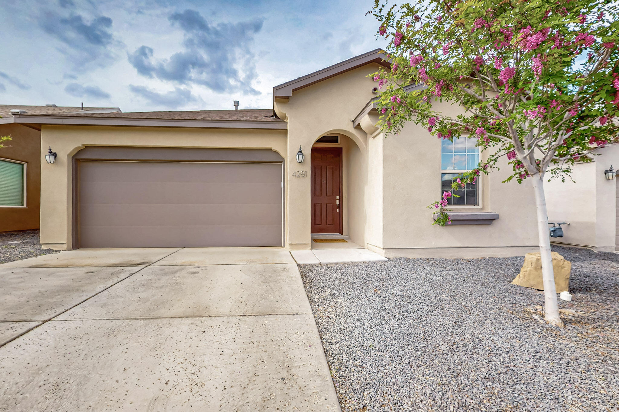 4281 Crowned Eagle Loop, Rio Rancho, New Mexico image 1