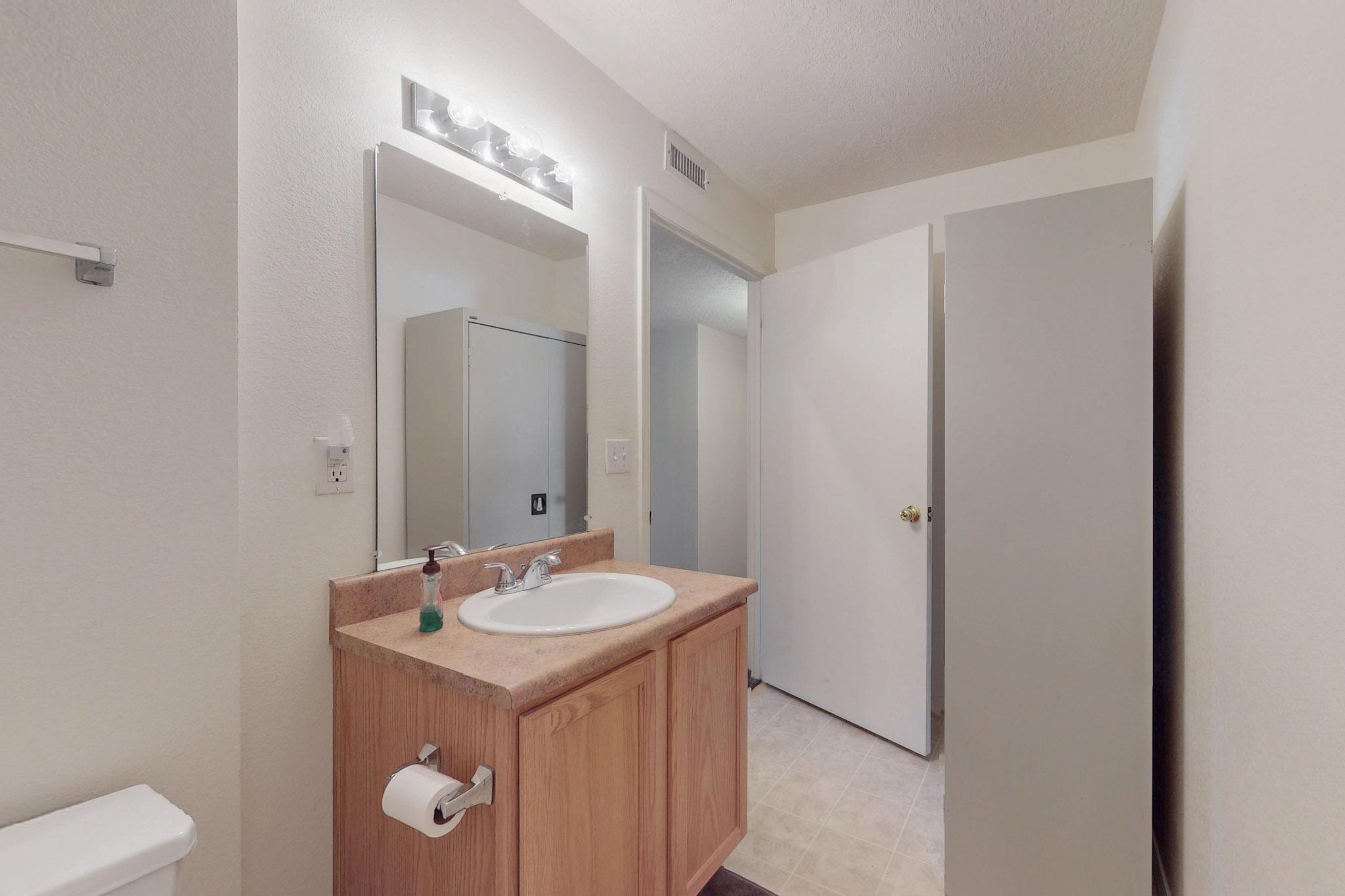 309 Cuadro Street, Albuquerque, New Mexico image 27