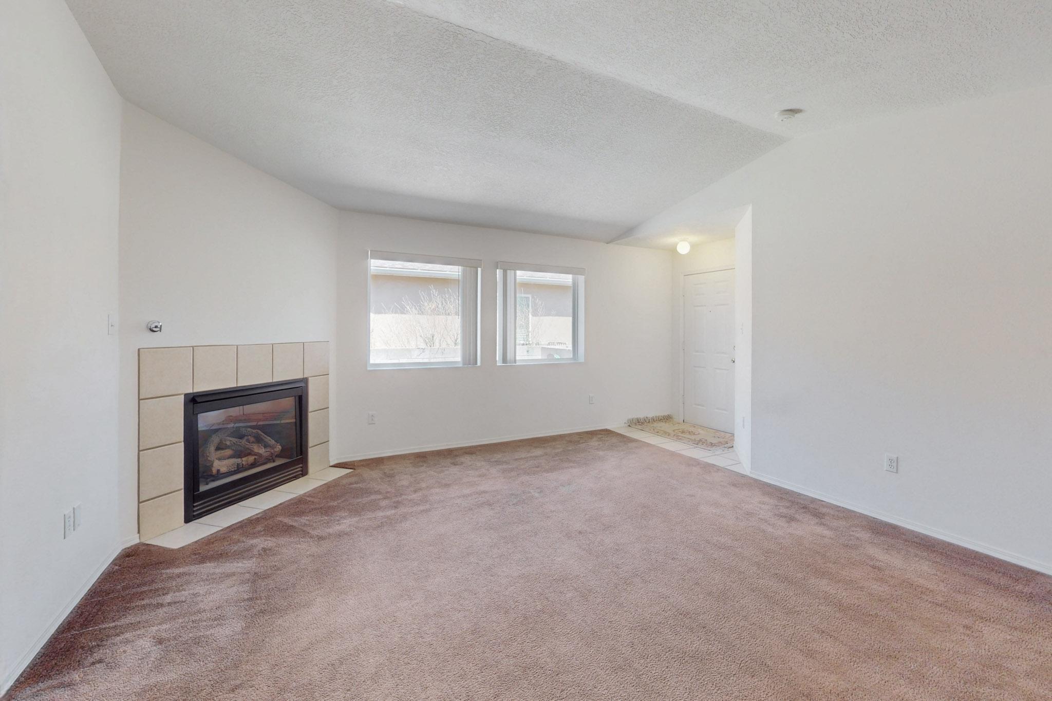 309 Cuadro Street, Albuquerque, New Mexico image 5
