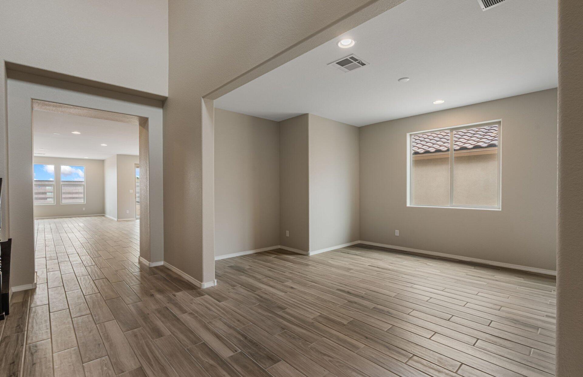 6422 Tolkien Lane NW