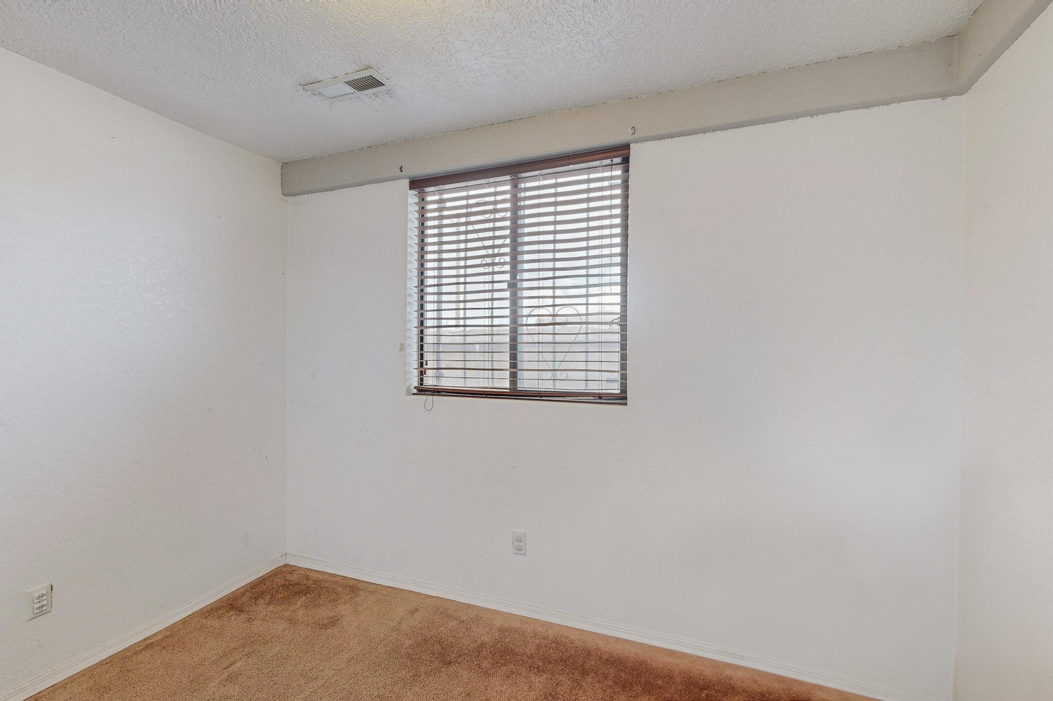 800 Menaul Boulevard, Albuquerque, New Mexico image 36