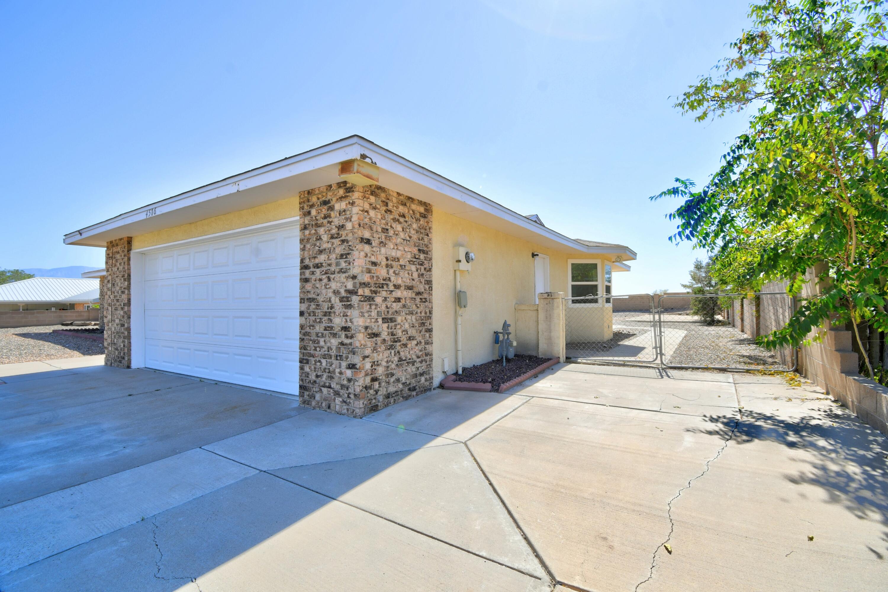 4516 Quartz Drive, Rio Rancho, New Mexico image 2