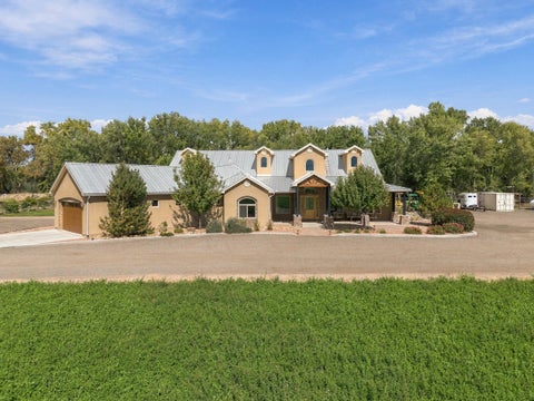Photo of 2309 Luchetti Road SW, Albuquerque, NM 87105 (MLS # 1113027)
