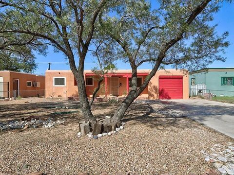 617 California Street SE Albuquerque NM 87108