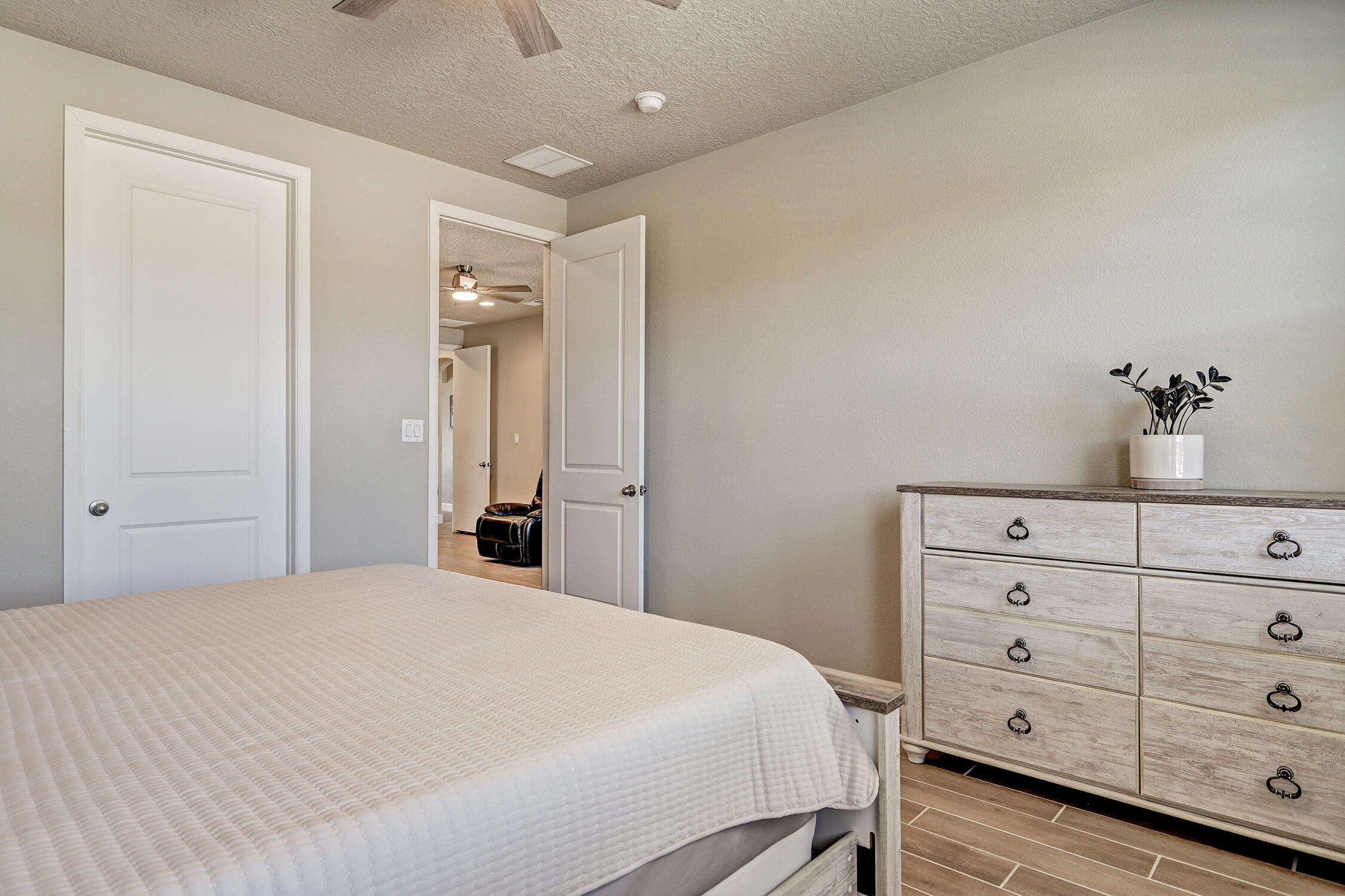6240 Redroot Street, Albuquerque, New Mexico image 28