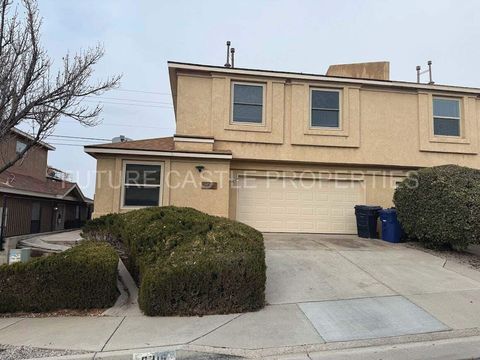 Photo of 6315 La Habra Lane NE, Albuquerque, NM 87113 (MLS # 1096692)