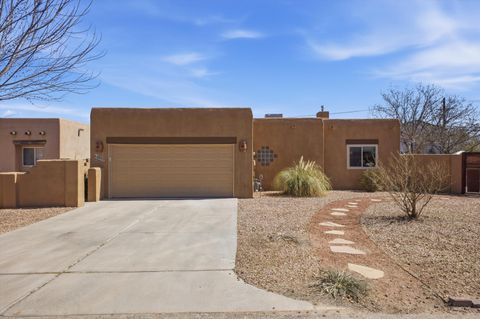 Photo of 8900 Ortega Court NW, Los Ranchos, NM 87114 (MLS # 1099517)