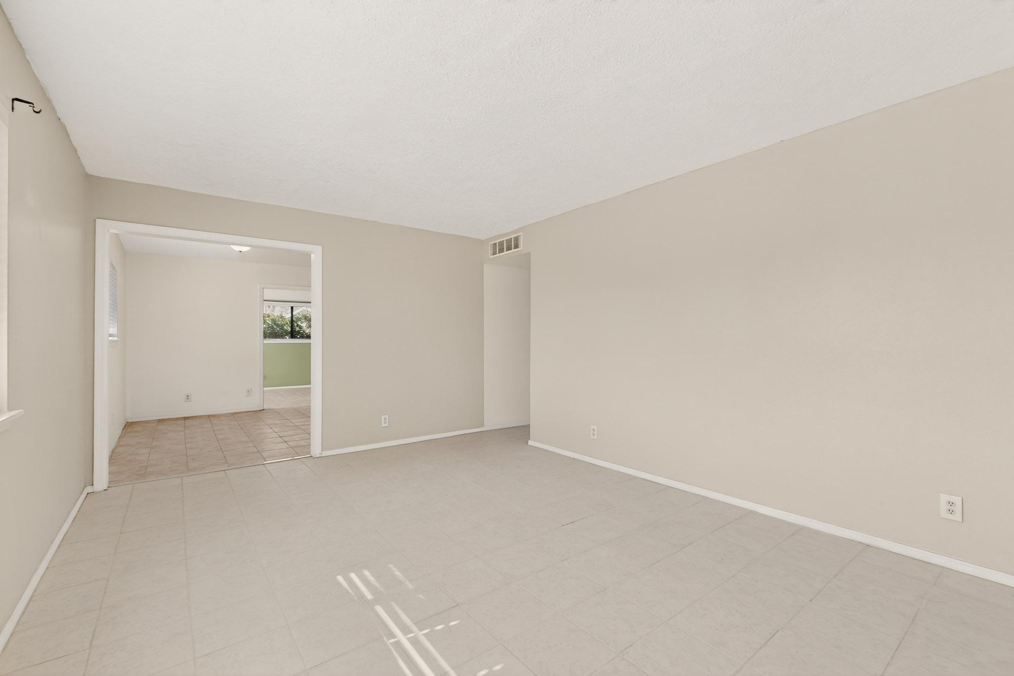 2705 Mountain Road NW